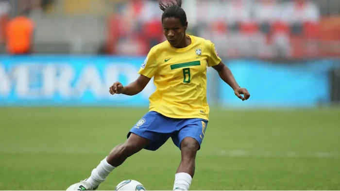 Atleta formiga camisa 8 seleção brasileira